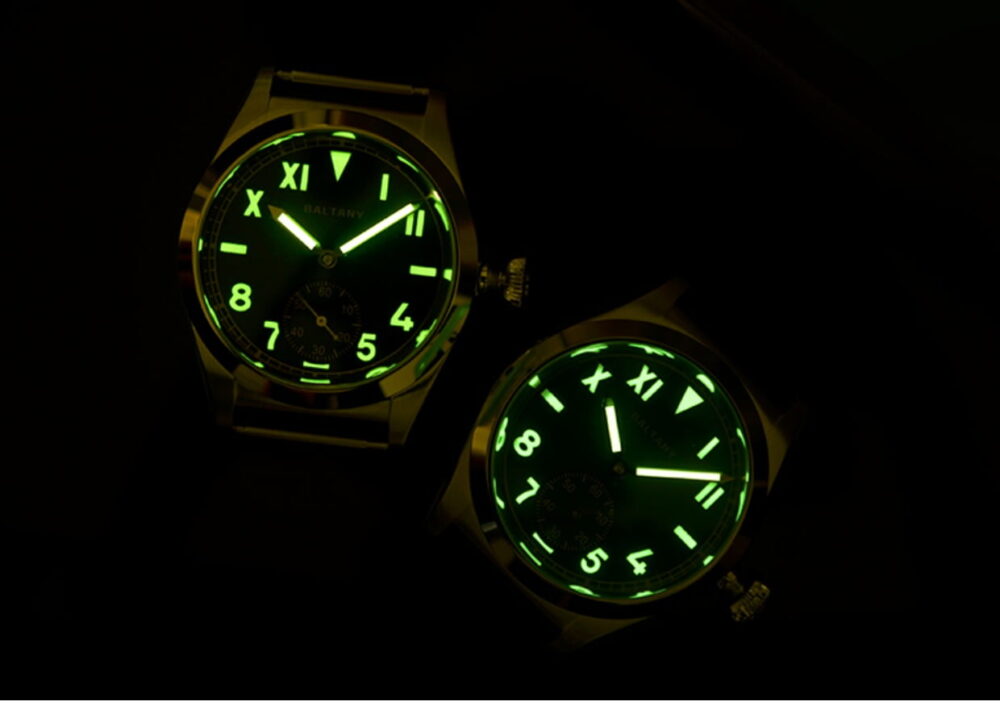 Vintage Bubbleback Watch with Sub-dial - California Dial - Image 3