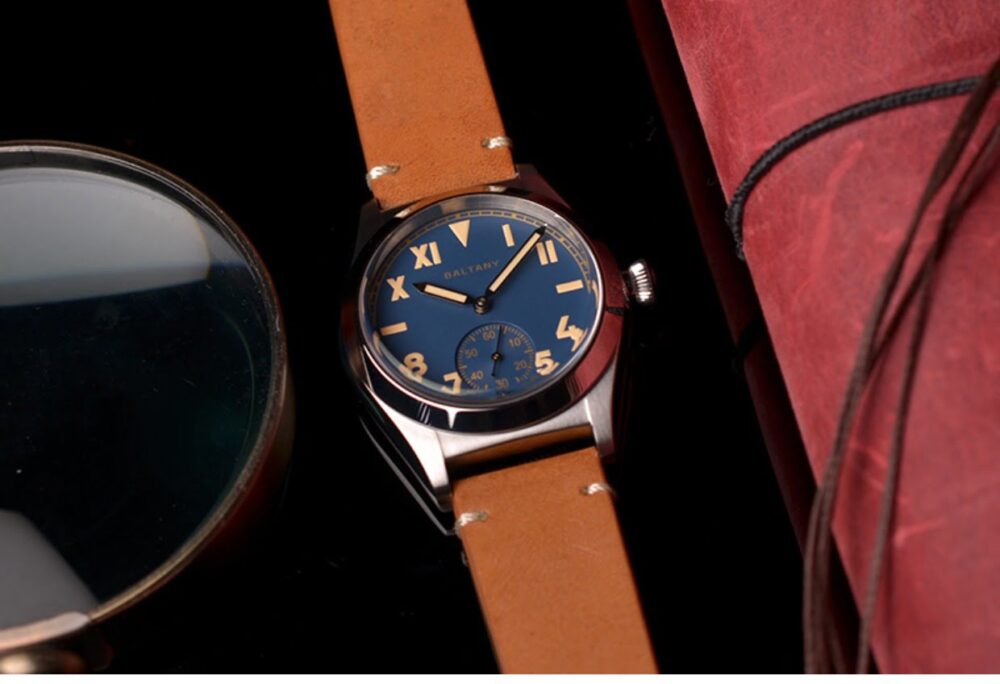Vintage Bubbleback Watch with Sub-dial - California Dial - Image 14