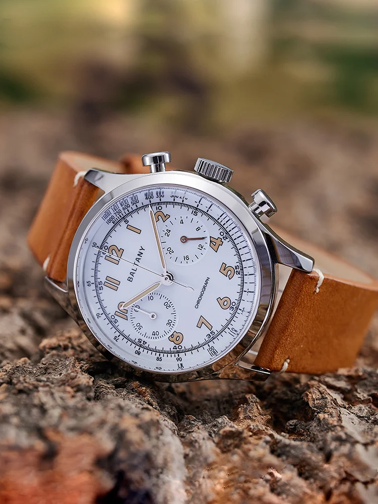 Retro Panda Chronograph - Image 11