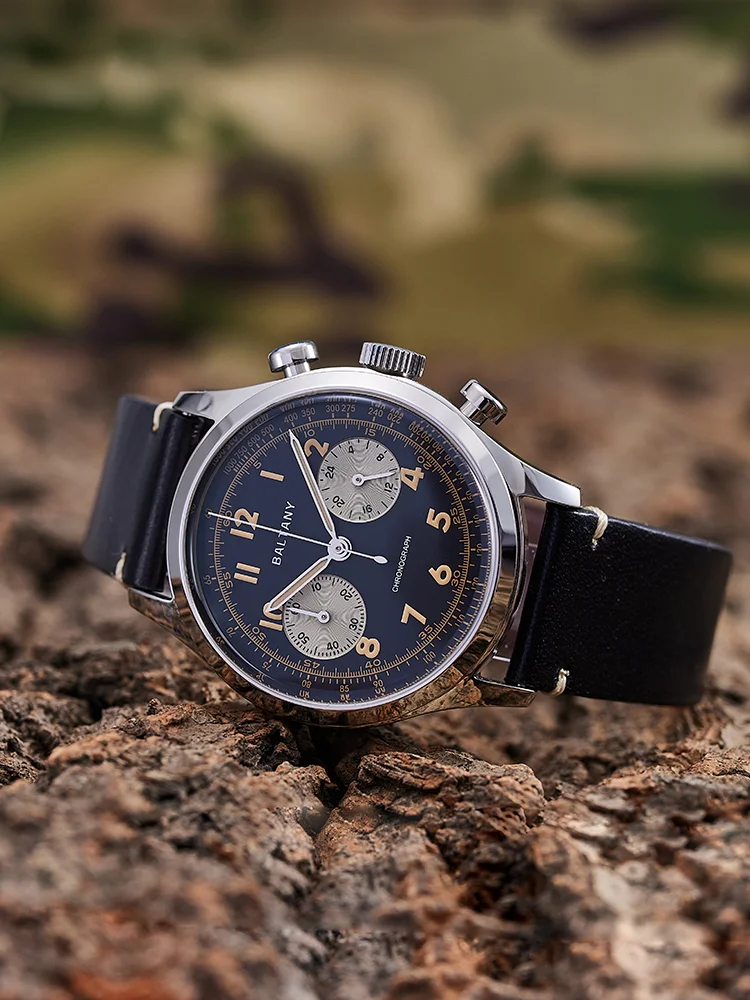 Retro Panda Chronograph - Image 12