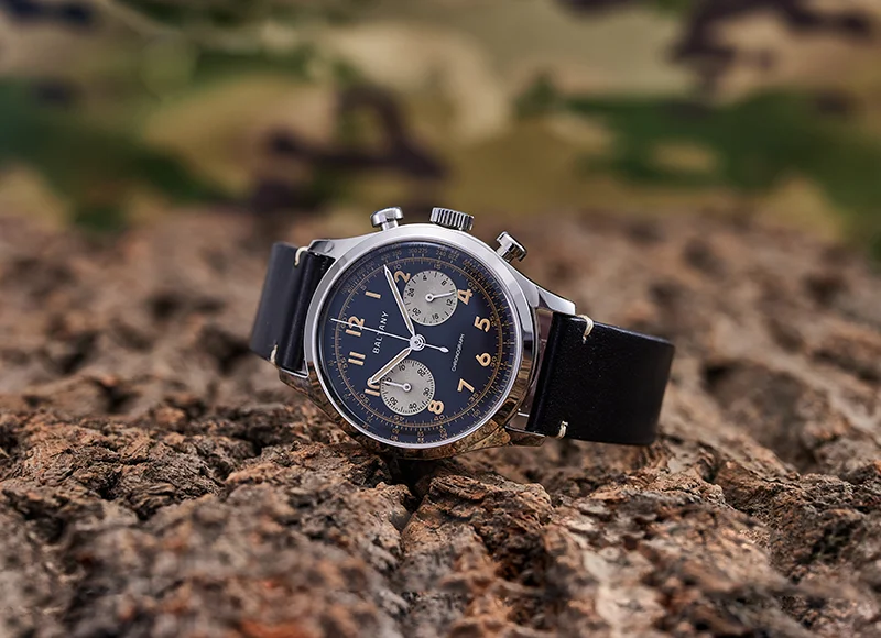 Retro Panda Chronograph - Image 15