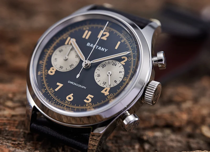Retro Panda Chronograph - Image 13