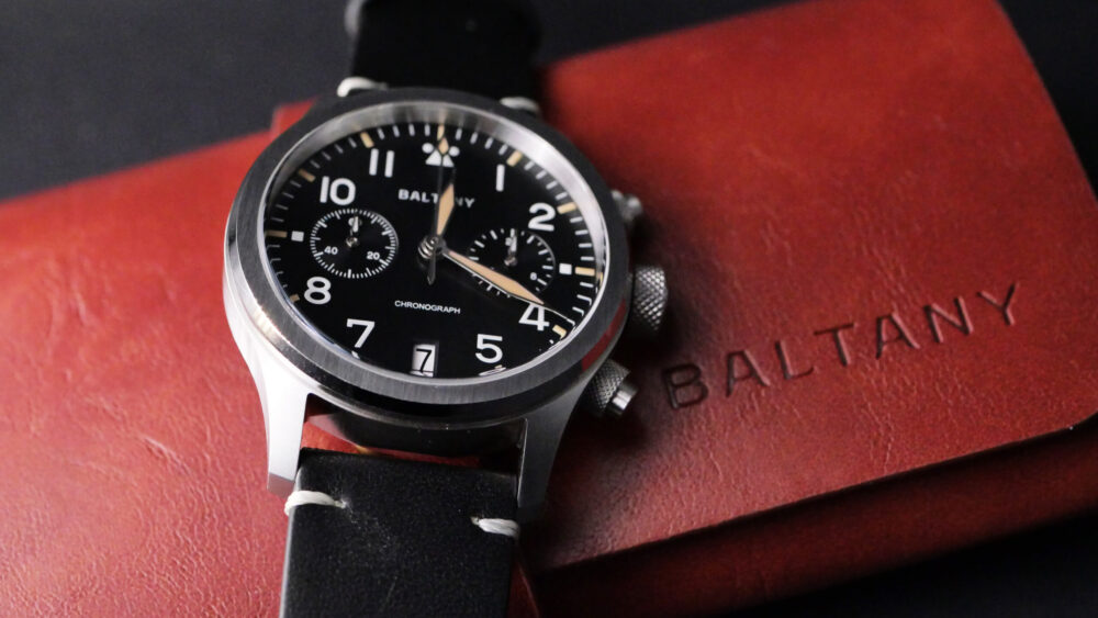Military Chronograph Pilot Watch with Calendar - Image 17