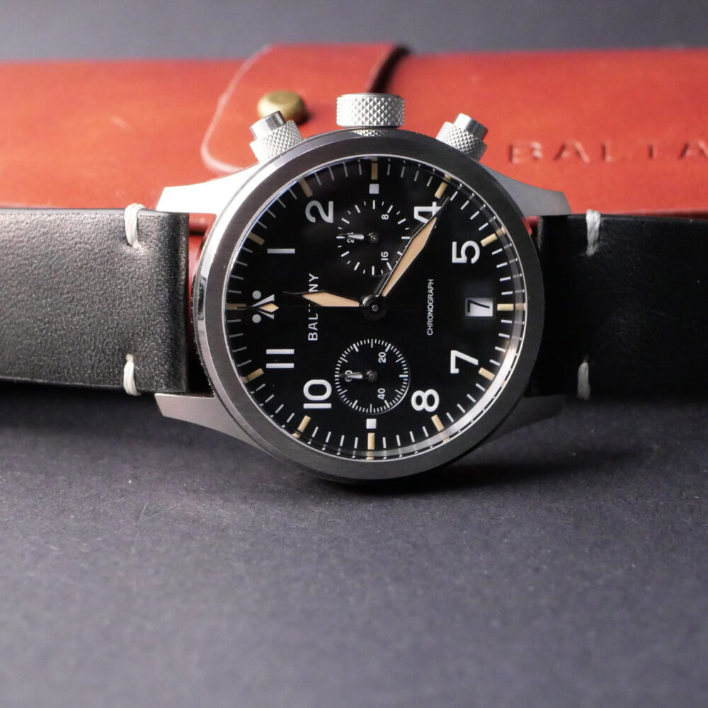 Military Chronograph Pilot Watch with Calendar - Image 20