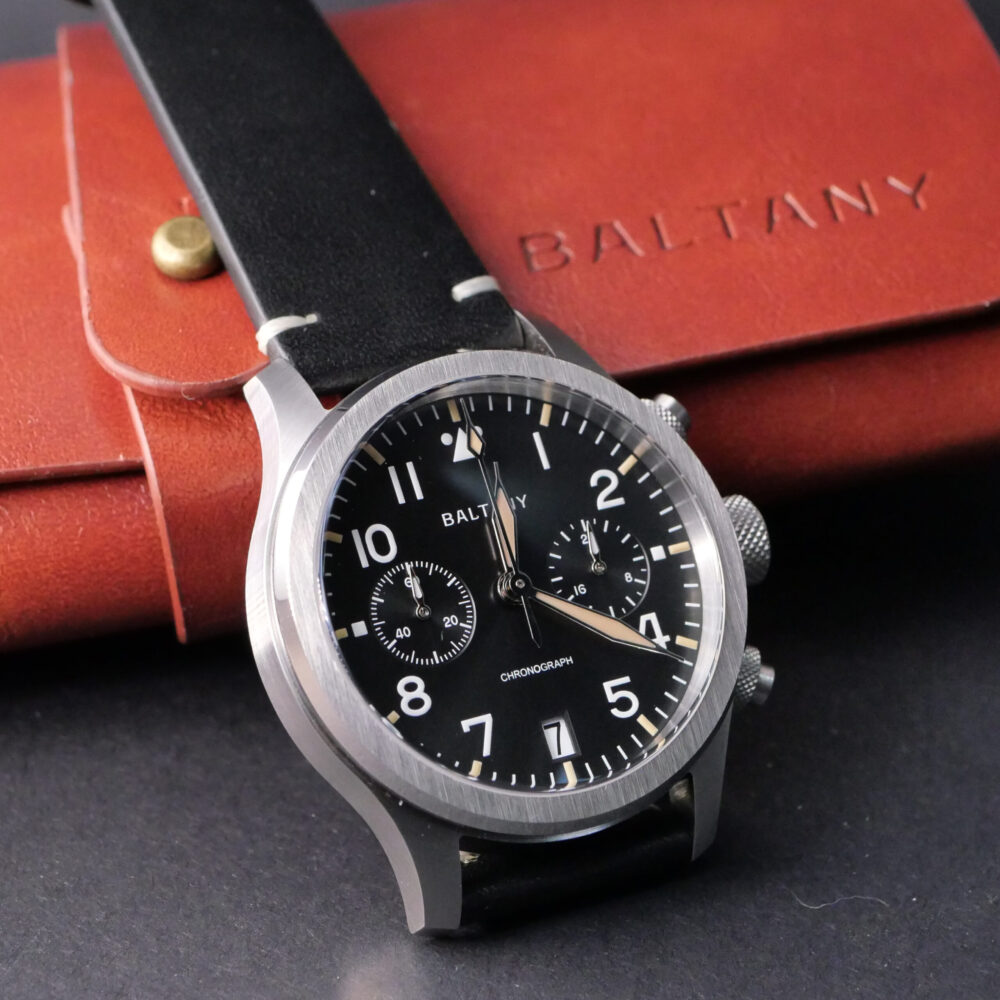 Military Chronograph Pilot Watch with Calendar - Image 21